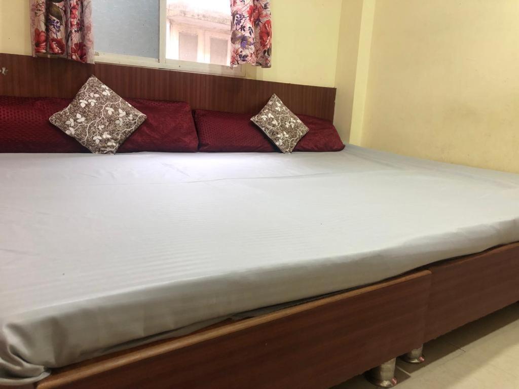 New Yanti Guest House Ujjain Dış mekan fotoğraf